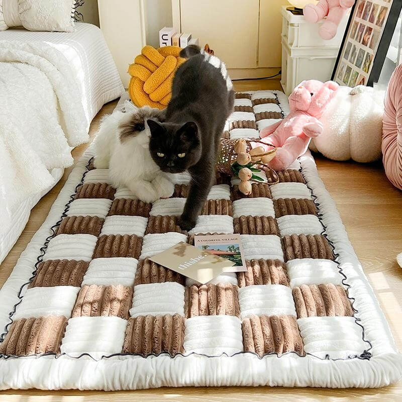 Soft Pet Blanket – Chenille Couch Cover for Dogs & Cats, Non-Slip Furniture Protector, Machine Washable – CozyCover