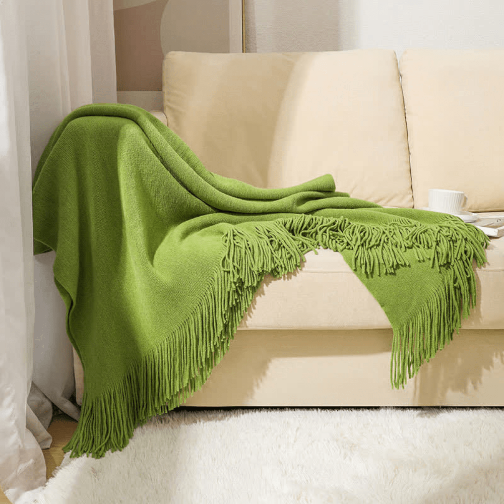 Chunky Knit Throw Blanket with Fringe – Soft Acrylic Decorative Blanket for Couch & Bed, 12 Colors, 2 Sizes Green