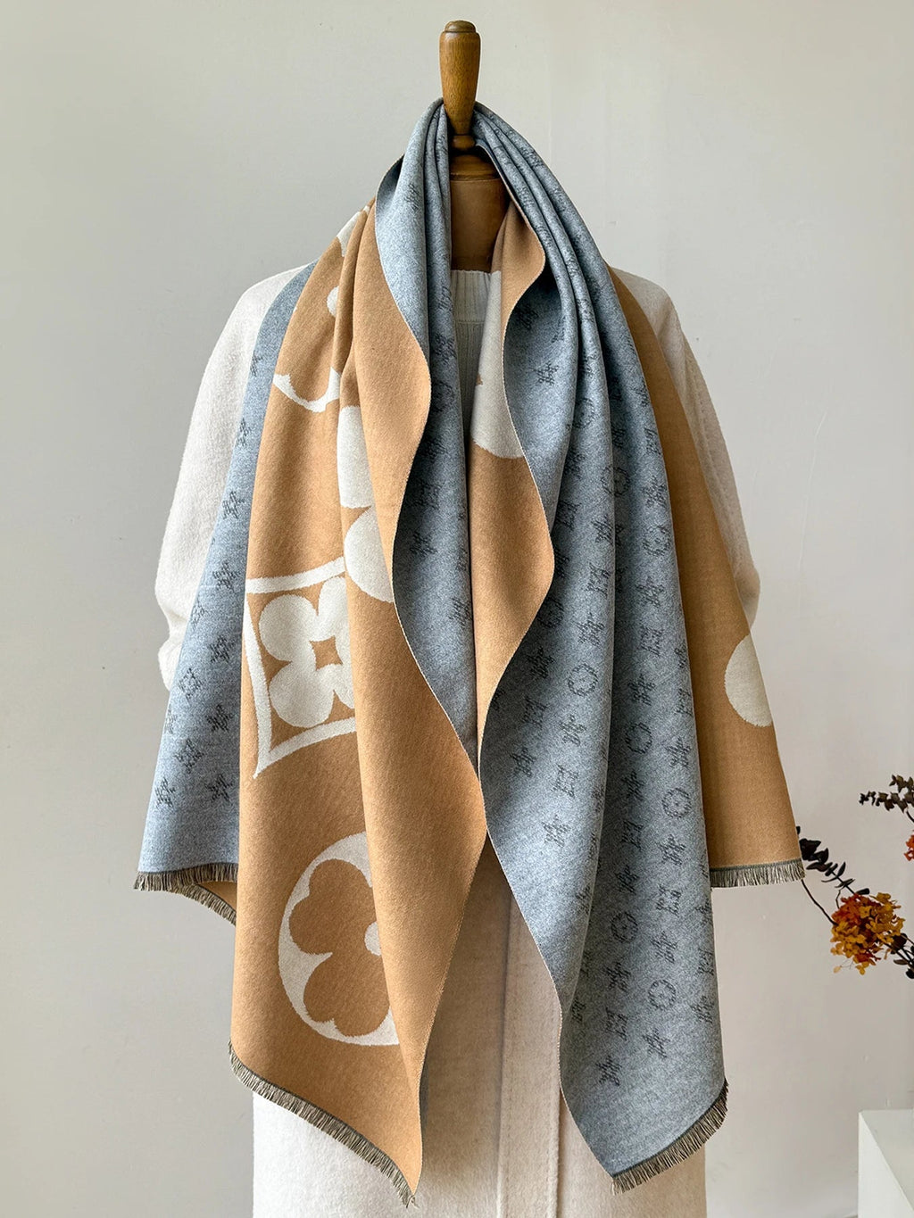 Winter Scarf with Jacquard Pattern – Soft Oversized Wrap Scarf & Shawl, 69 in, Unisex, 3 Colors | Hommes