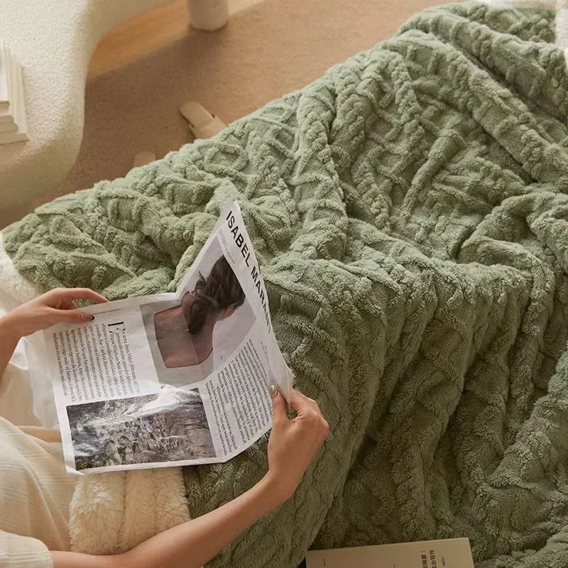 Thick Winter Lambswool Blanket – Sherpa Fleece Throw Blanket for Couch & Bed, Warm & Cozy, 4 Sizes – WarmWool Green