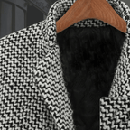 Tasana | Women's Coat | Defined Lapel Neckline