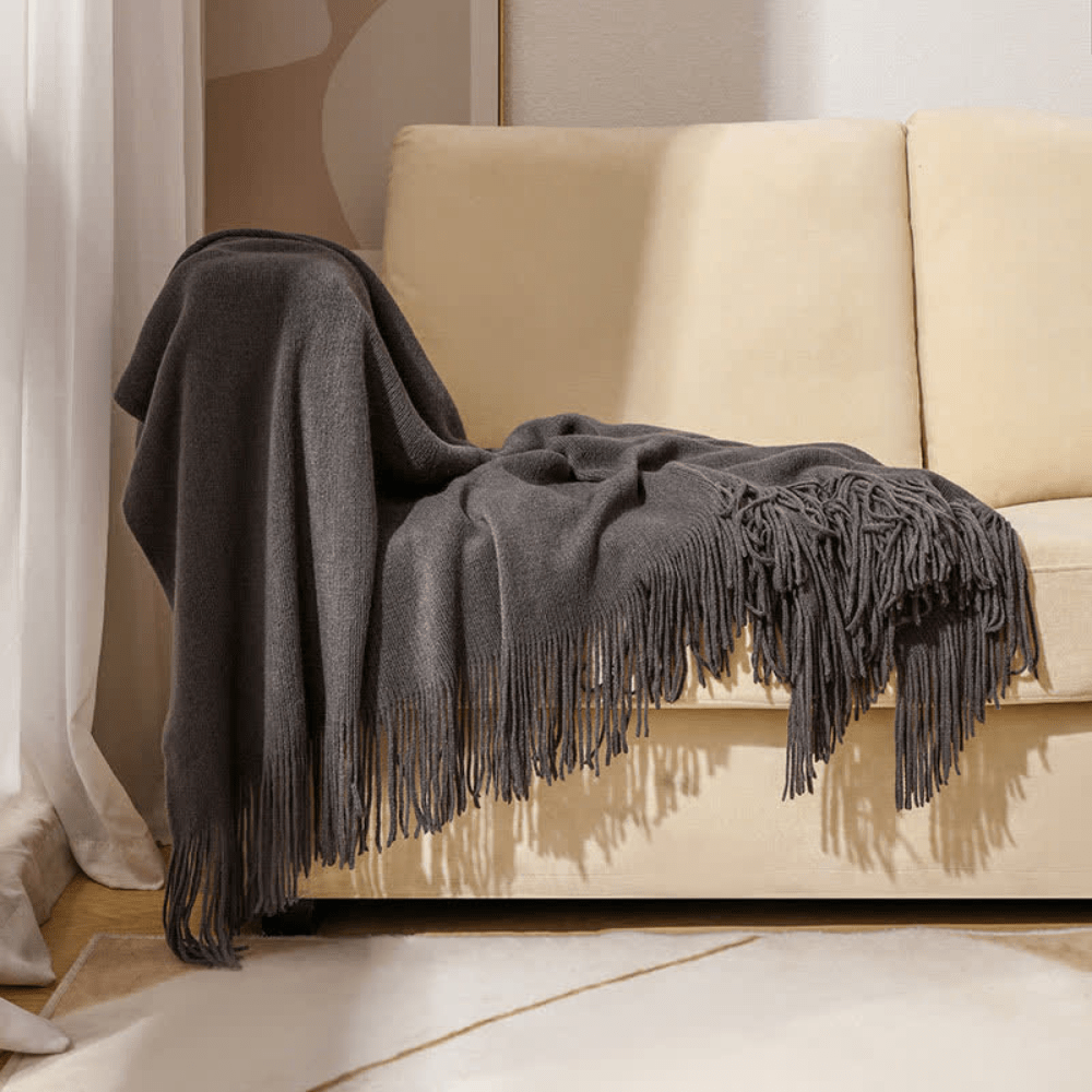 Chunky Knit Throw Blanket with Fringe – Soft Acrylic Decorative Blanket for Couch & Bed, 12 Colors, 2 Sizes Black