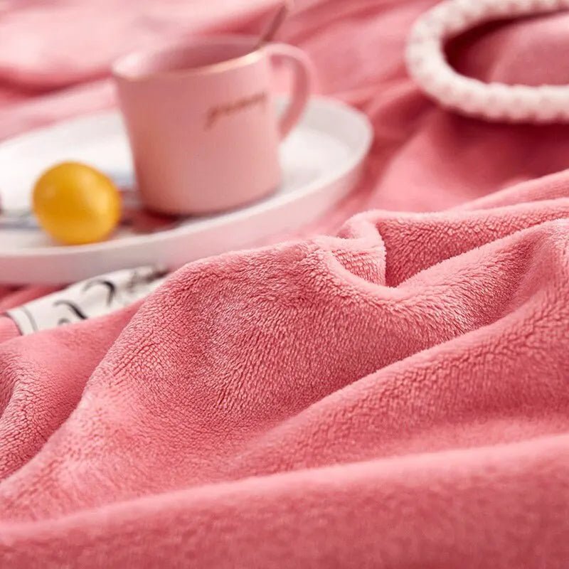 Pink Flannel Fleece Blanket – Soft Plush Throw Blanket for Couch & Bed, Lightweight & Warm, 3 Sizes – BlushCozy