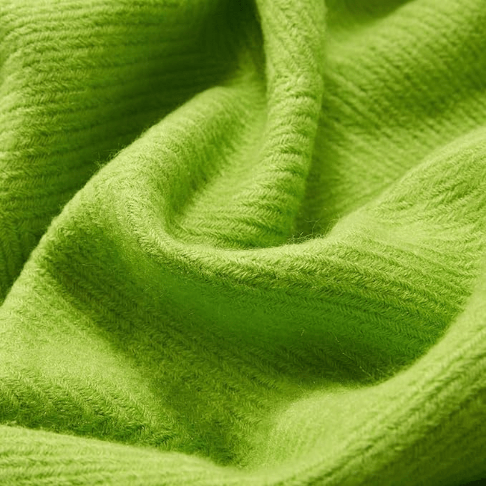 Chunky Knit Throw Blanket with Fringe – Soft Acrylic Decorative Blanket for Couch & Bed, 12 Colors, 2 Sizes