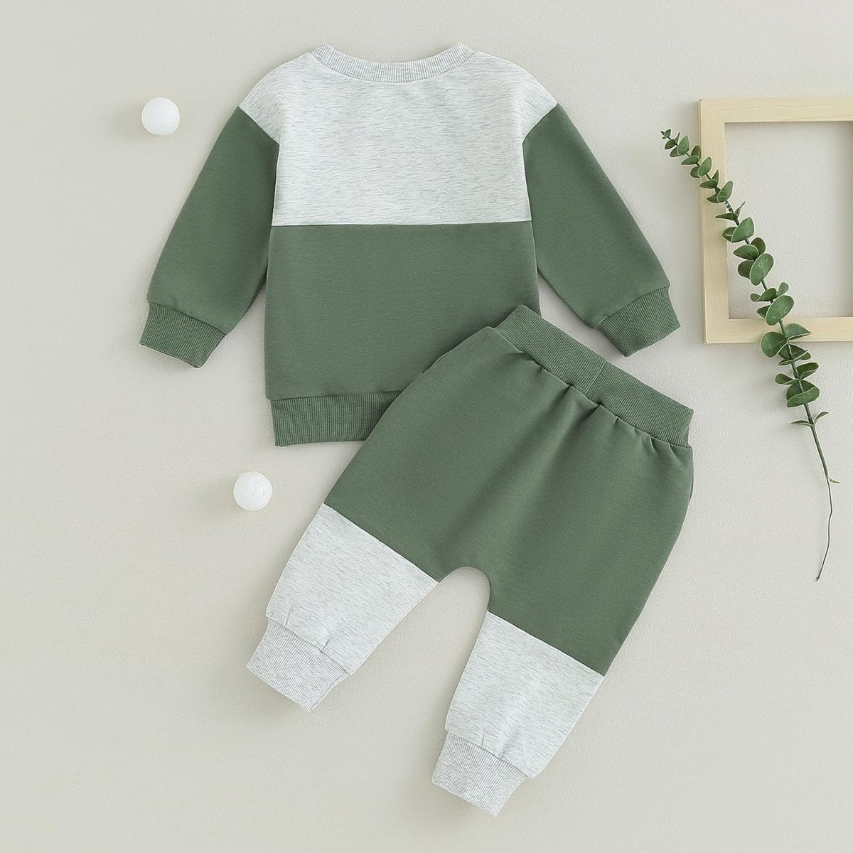 Baby Jogger Set – 2 Piece Winter Outfit with Color Block Sweatshirt & Stretch Pants, Cotton Blend, 0-3 Years – Marmari