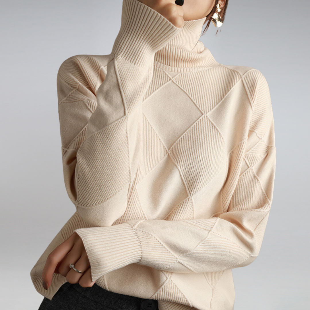 Women’s Luxury Turtleneck in a cozy style.