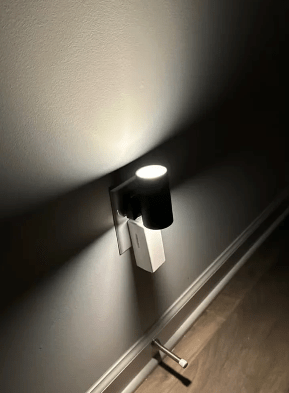 Plug-In LED Wall Light – Dimmable Night Light with Dusk to Dawn Sensor, 10W Warm White, for Bedroom & Hallway, Black or White