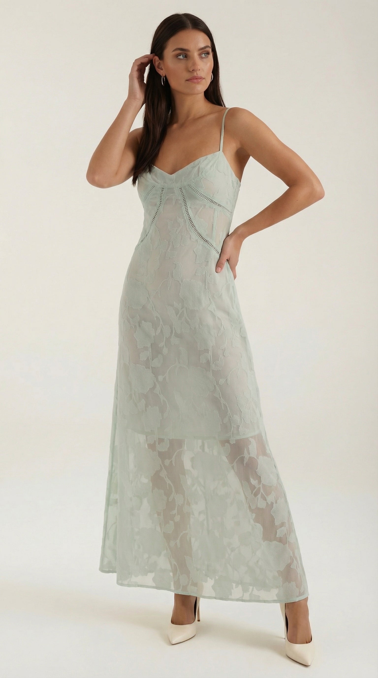 Arabelle Lace Maxi Dress 3