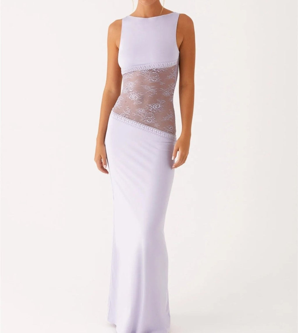 Aura | Women's Long Lace Dress – Elegant Silhouette & Sophisticated Design 2