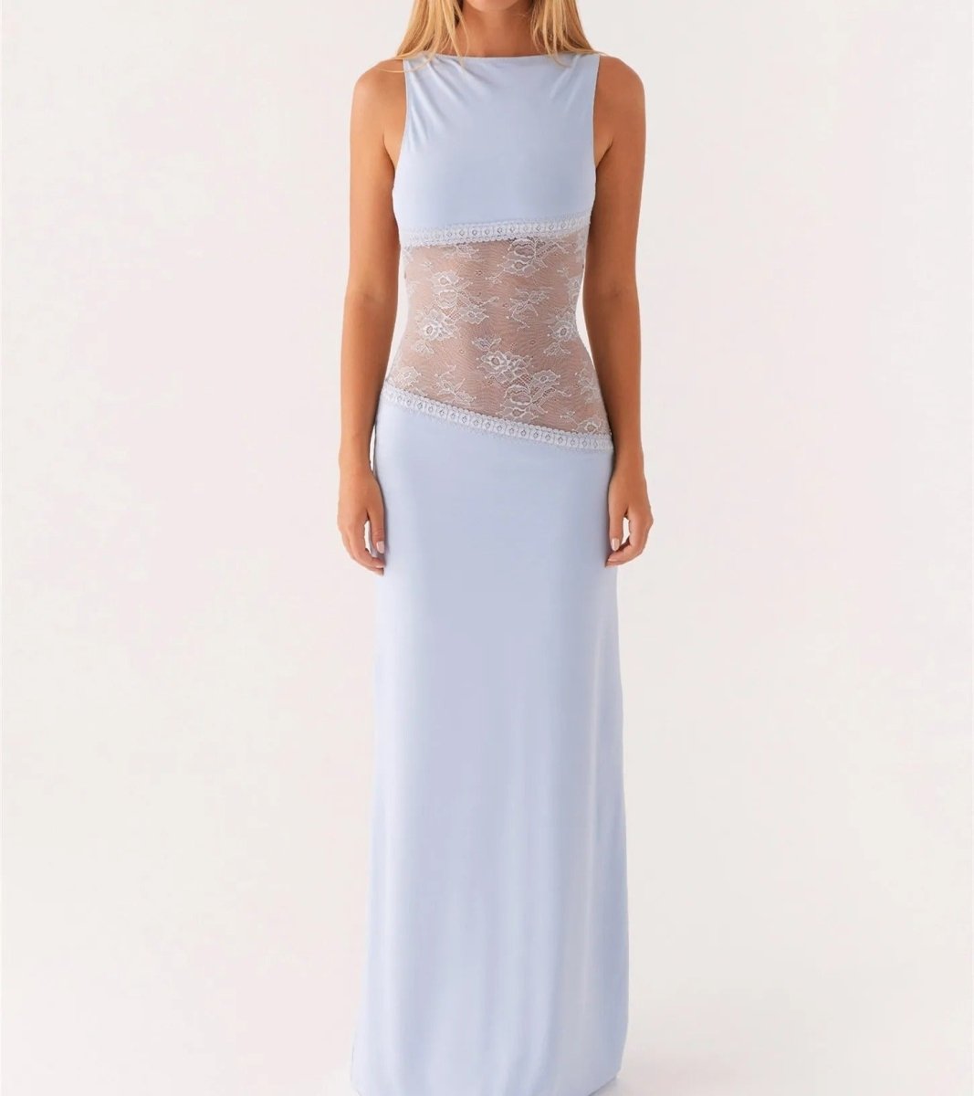 Aura | Women's Long Lace Dress – Elegant Silhouette & Sophisticated Design 3
