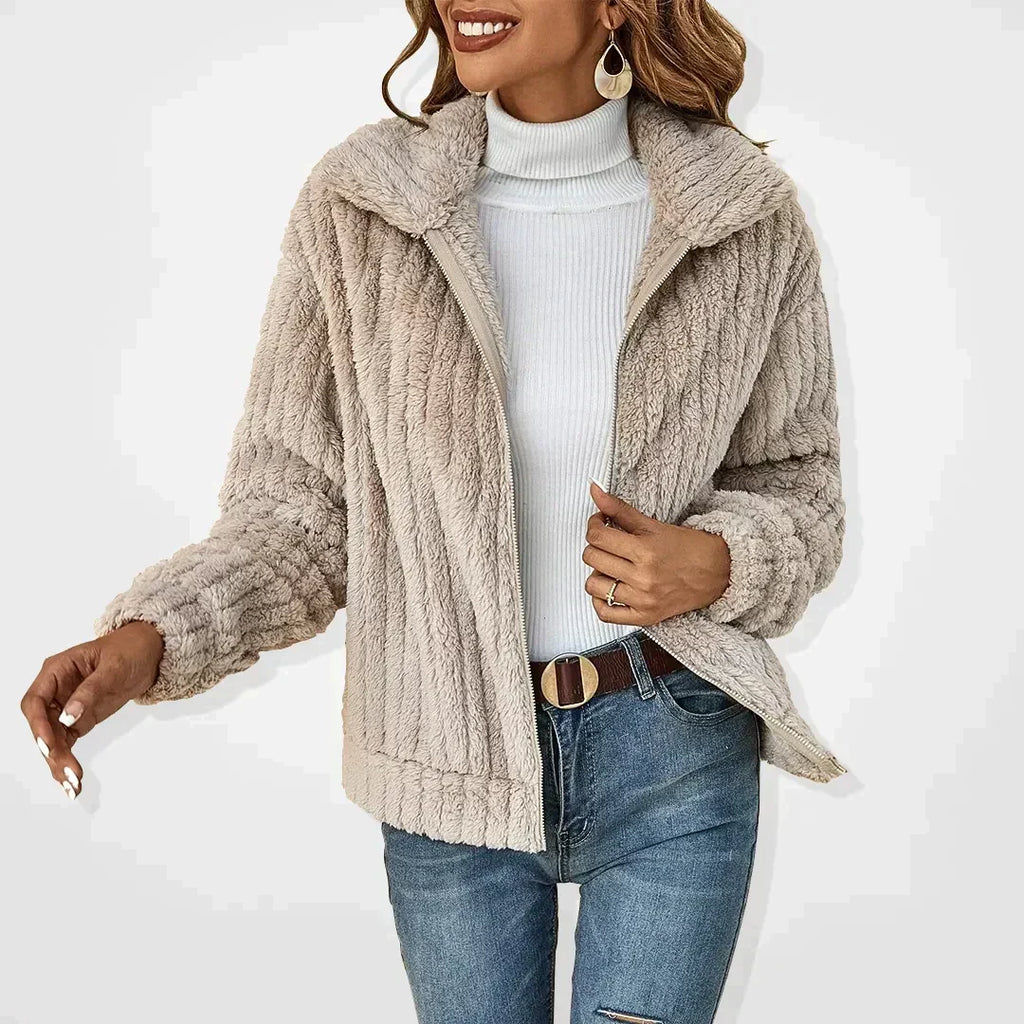 Roque | Women’s Jacket | Zip Front Textured