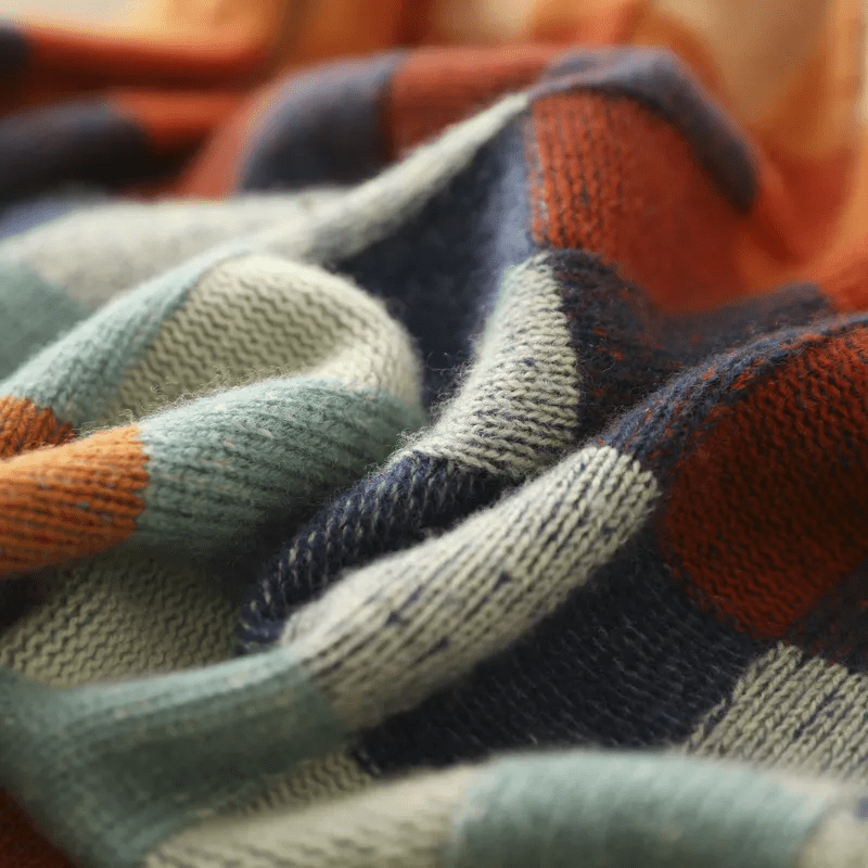 Women’s Luxury Knit Sweater – Sculpted Texture & Coastal Winter Elegance