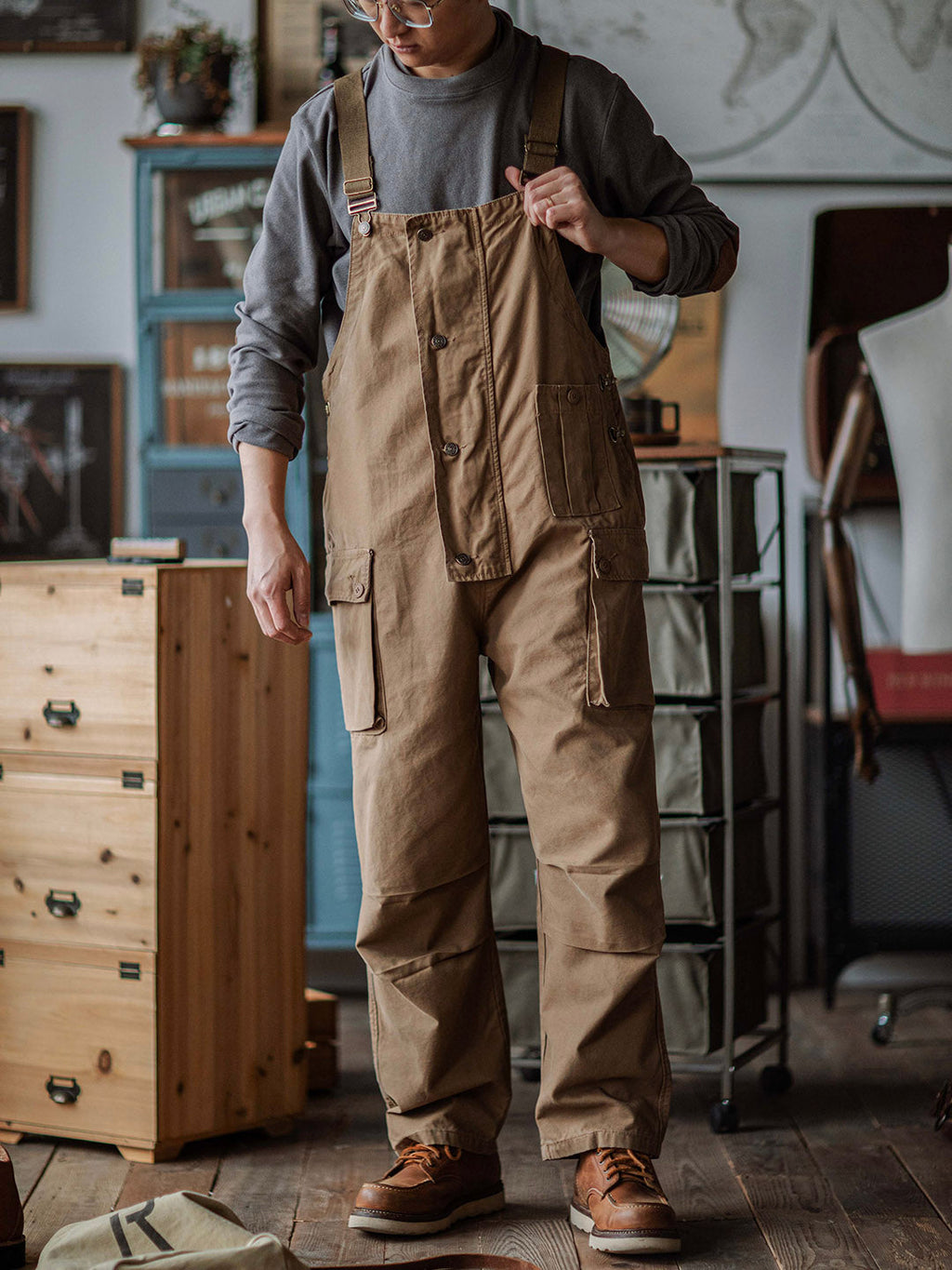 Men's Carver Canvas Overalls, ideal for outdoor and heavy-duty use.