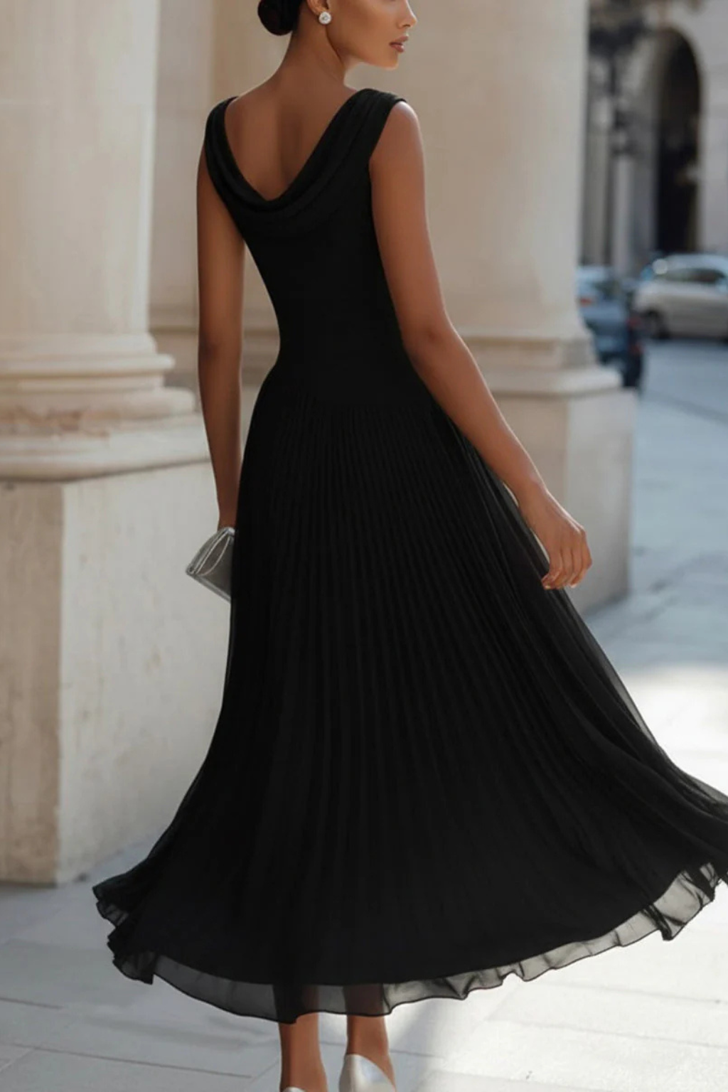 Roque | Comfortable and Elegant Pleated Midi Dress