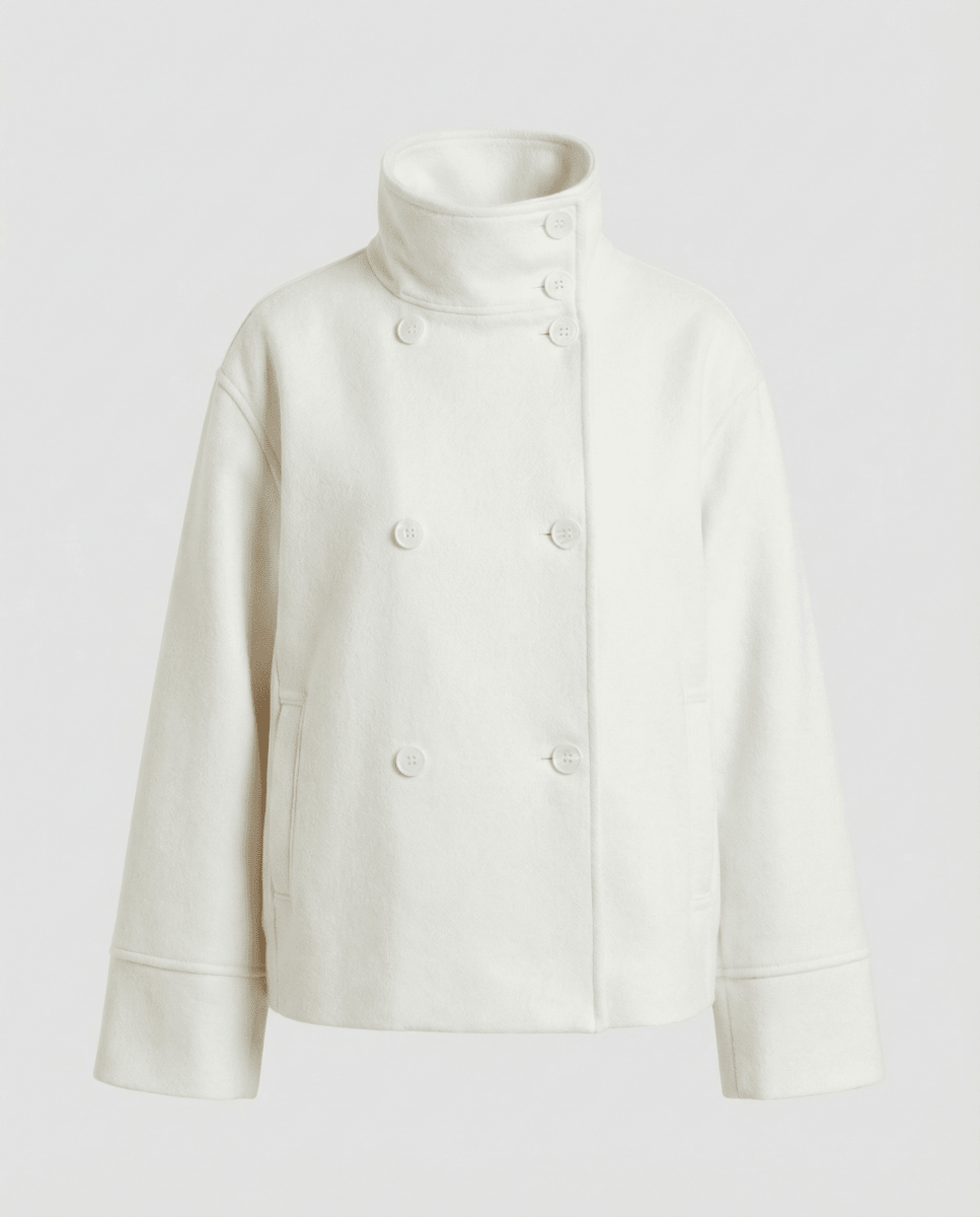 Dôre | Modern and Warm Short Jacket with High Collar White