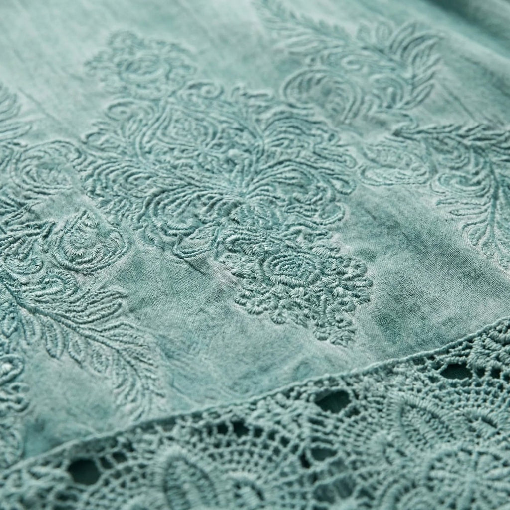 Estelo | Tunic dress for women - Embroidered Dress with V-neck and Lace Trim 3