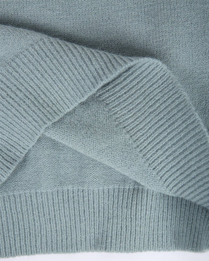 Flora | Women’s Warm Sweater – Chic Oversized Knit & Refined Slimming Texture