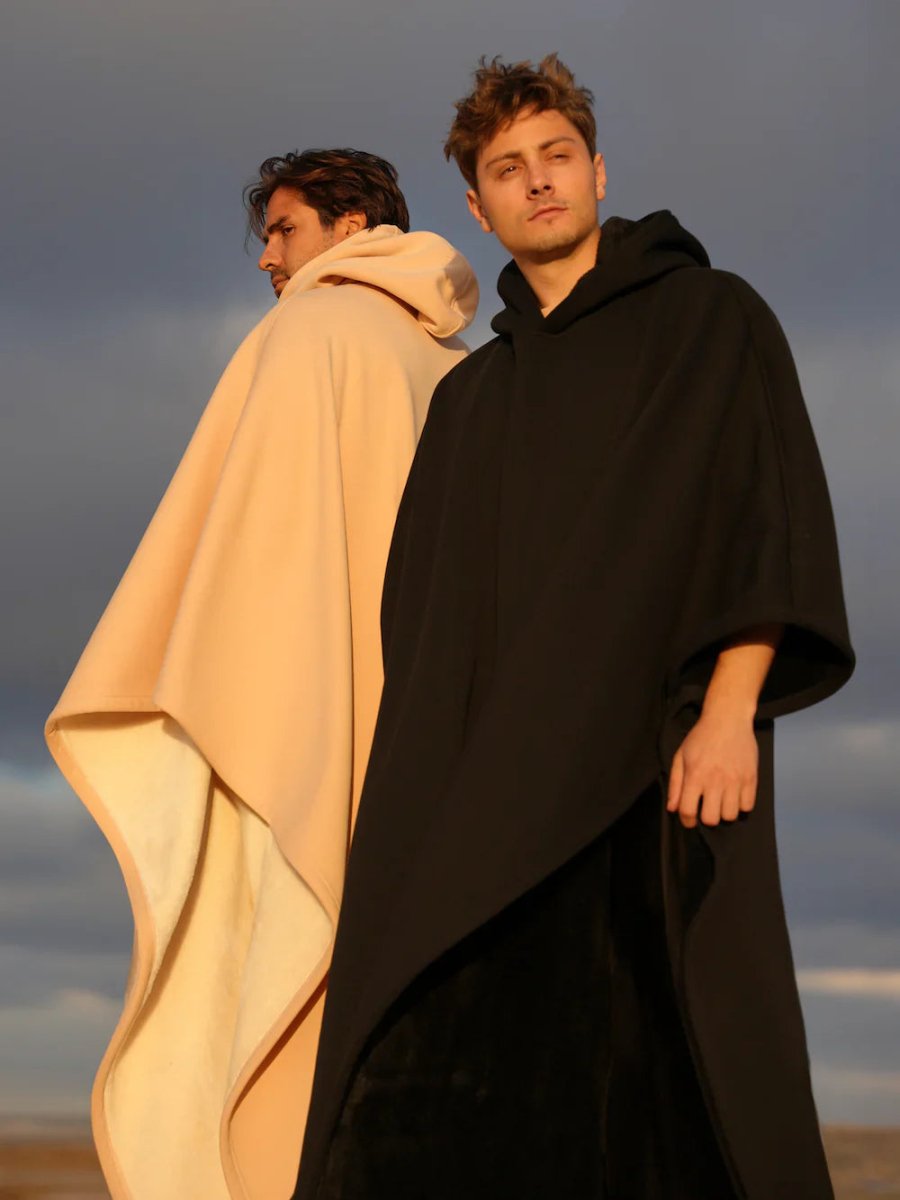 Oversized hooded hoodie blanket, silky soft, cuddly, comfortable
