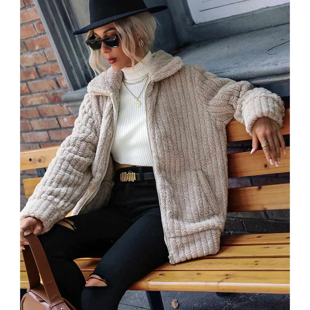 Roque | Women’s Jacket | Zip Front Textured
