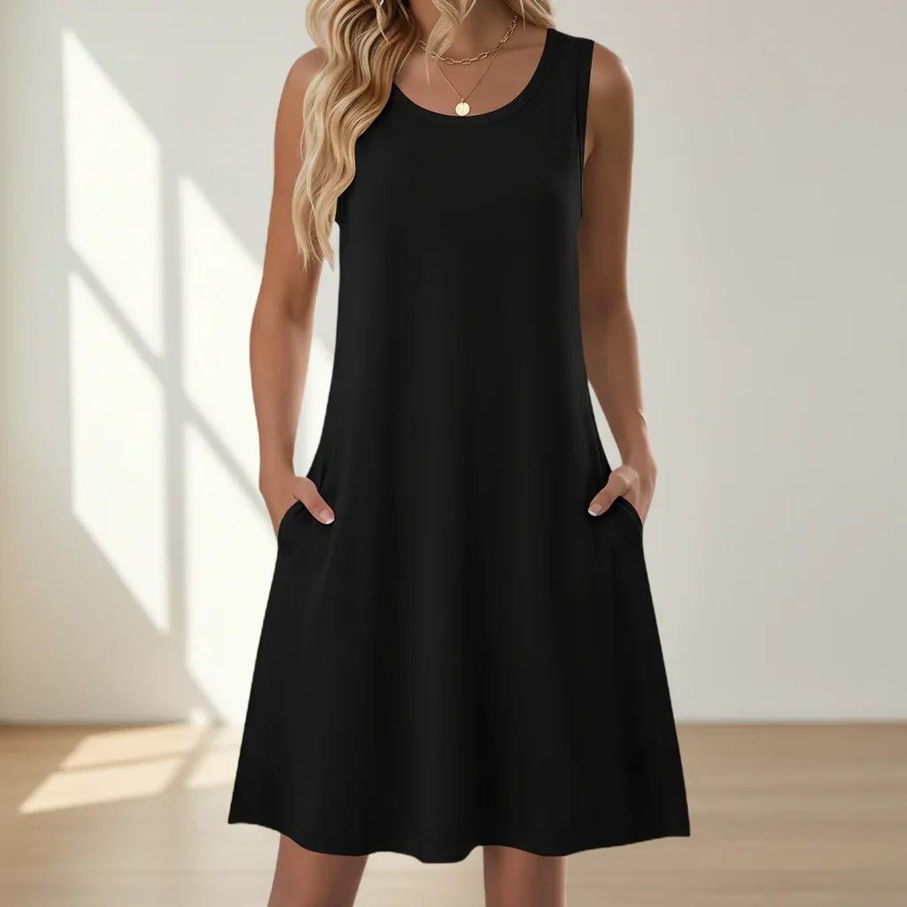 Luna | Short Women’s Summer Dress with Floral Pattern and Pockets Black