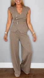 Martina | Elegant Coordinated Set with Blazer and Trousers Khaki