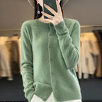 Solis | Women’s Cardigan | Round Neckline Knitted Green