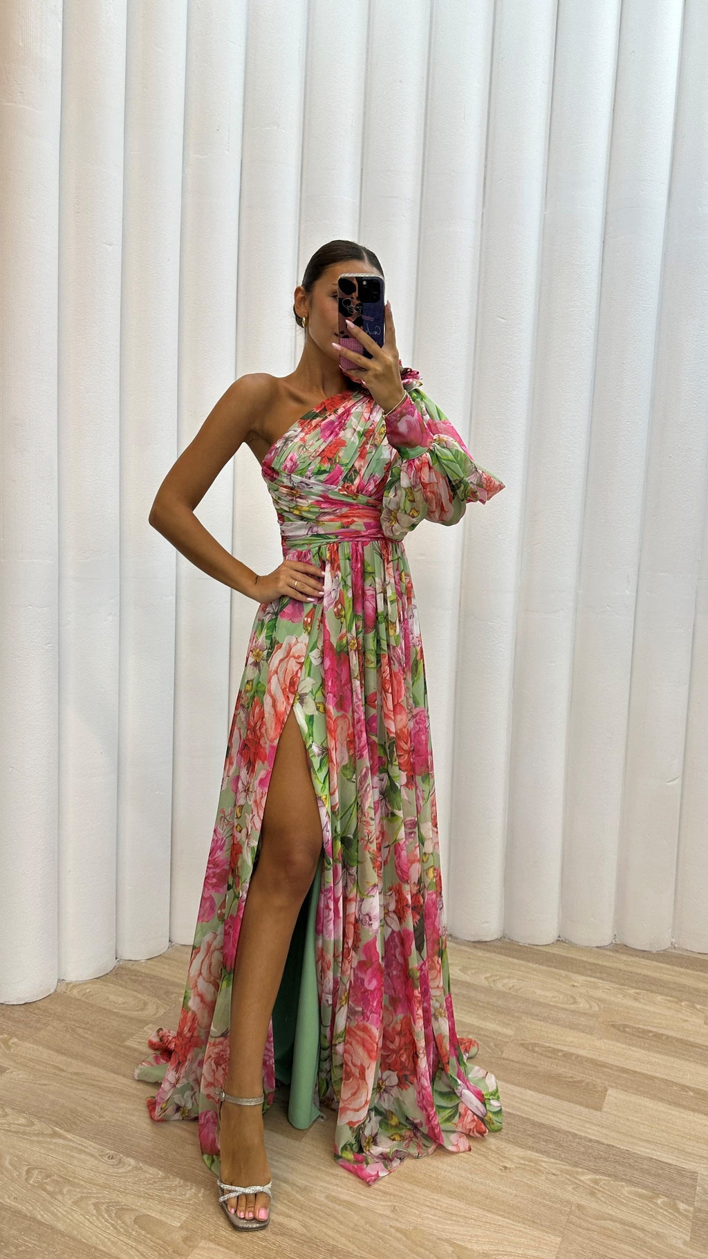 Selana | Elegant Flowy Shoulder Dress for Summer Events Pink