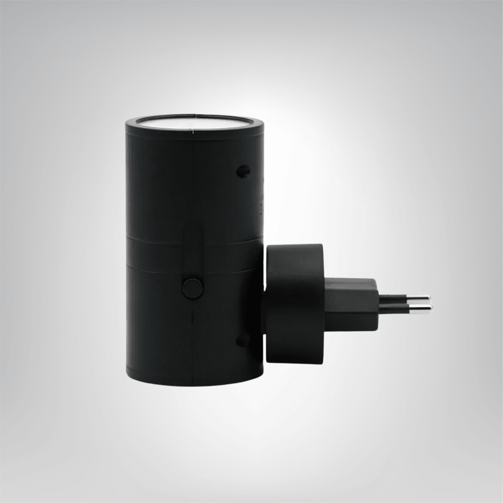 Smart LED Night Light with Day-Night Sensor and Stepless Dimming – Plug & Play Solution for the Home