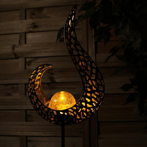 Solar Metal Garden Lamp with Warm LED Light and Stylish Outdoor Lighting 2