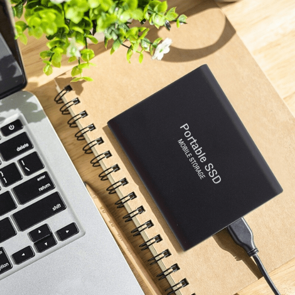 UltraVault External SSD – Blazing Fast 4K Storage with Up to 30TB & 1050MB/s Speed