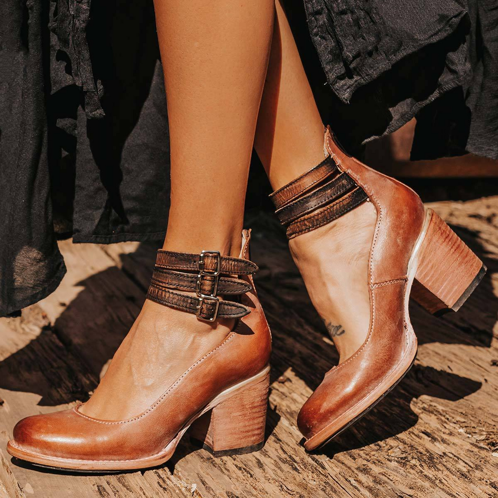 Bersh | Vintage Strappy Ankle Strap Heels