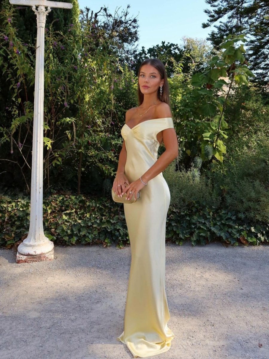 Women’s Off-Shoulder Maxi Dress with Open Back and Floor-Length Hem 0