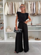Women’s Two-Piece Set with Sleeveless Top and Pleated Wide-Leg Pants 2