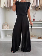 Women’s Two-Piece Set with Sleeveless Top and Pleated Wide-Leg Pants 8
