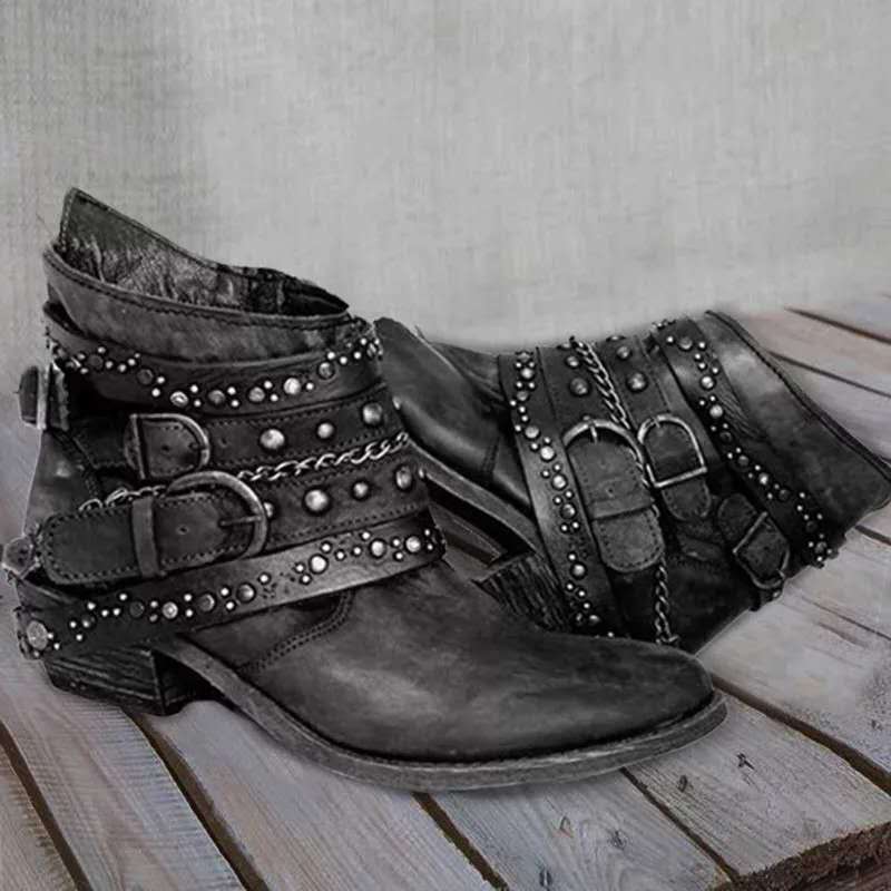 Women's winter ankle boots with buckle straps | Vintage 1