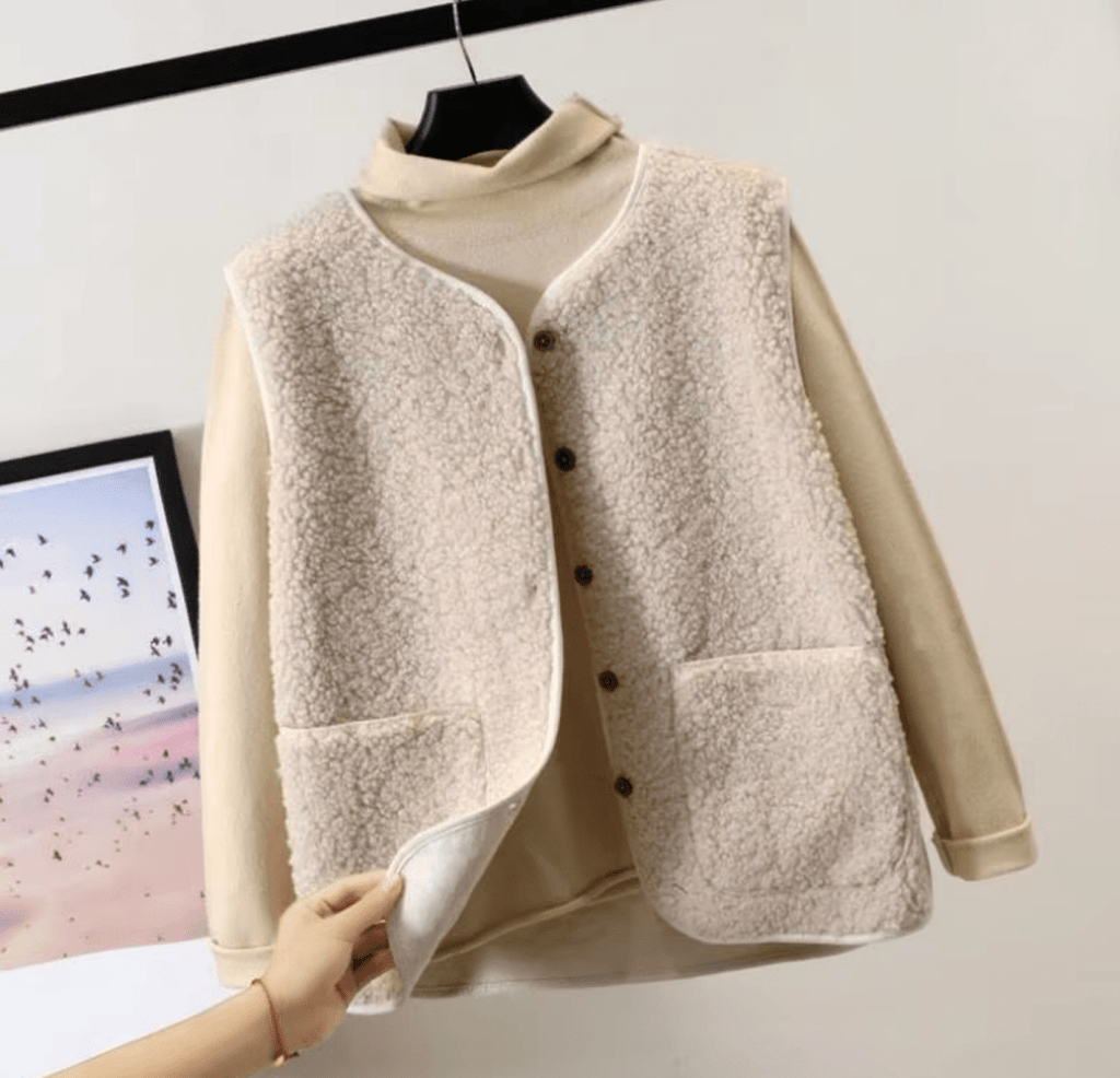 Vena | Women’s Fleece Vest – Architectural Thick-Fiber Insulation & Refined Thermal beige
